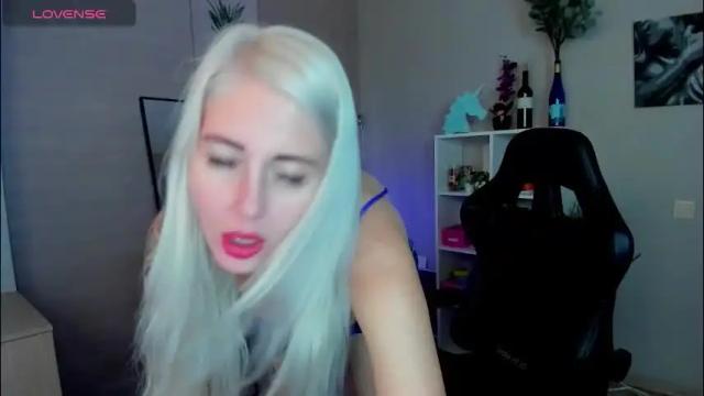 Image 2 of nastasya_cute Stream on Chaturbate on 1 month ago