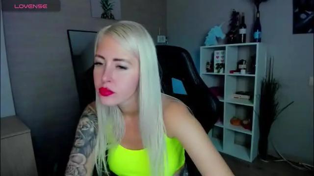 Image 10 of nastasya_cute Stream on Chaturbate on 1 month ago