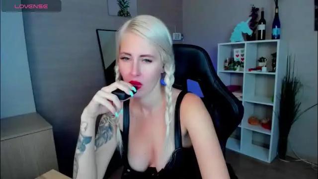 Image 3 of nastasya_cute Stream on Chaturbate on 1 month ago
