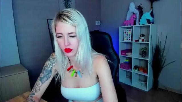 Image 7 of nastasya_cute Stream on Chaturbate on 1 month ago