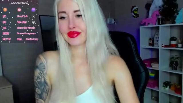 Image 7 of nastasya_cute Stream on Chaturbate on 17 days ago