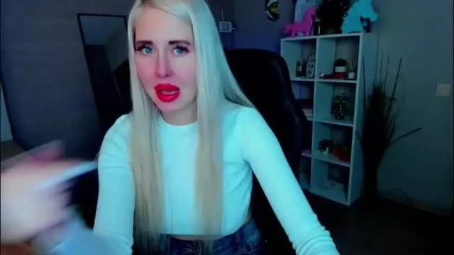 Image 7 of nastasya_cute Stream on Chaturbate on 15 days ago