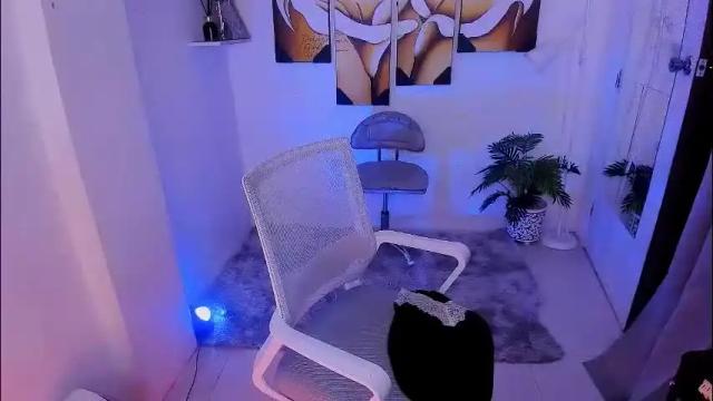 Image 2 of nasty_valeria Stream on Chaturbate on 2 months ago