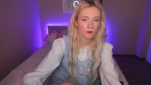 Image 4 of nastya_odina Stream on Chaturbate on 13 months ago