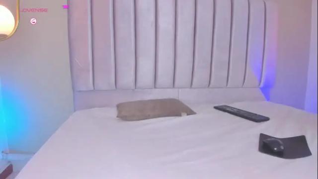 Image 10 of nastyalvanova Stream on Chaturbate on 8 days ago