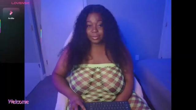 Image 2 of nastygal1999 Stream on Chaturbate on 3 months ago