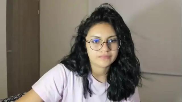 Image 2 of nata_jhonson Stream on Chaturbate on 2 months ago