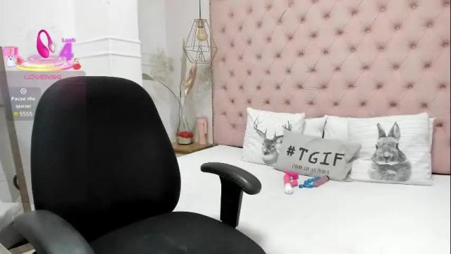 Image 2 of nata_santos Stream on Chaturbate on 28 days ago