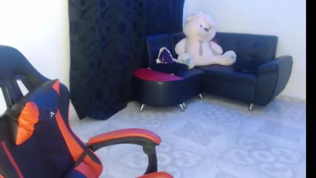 Image 3 of natachaprinss22 Stream on Chaturbate on 4 days ago
