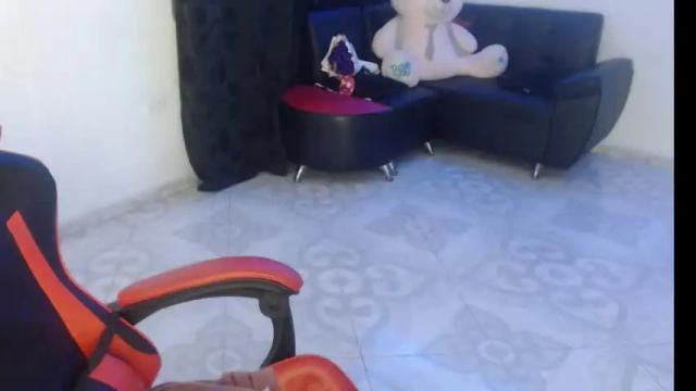 Image 3 of natachaprinss22 Stream on Chaturbate on 1 day ago