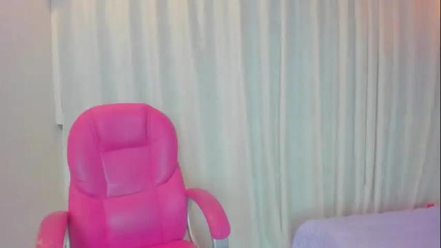 Image 6 of natali___ Stream on Chaturbate on 29 days ago