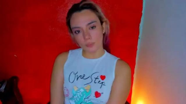 Image 6 of natalia_33 Stream on Chaturbate on 15 months ago