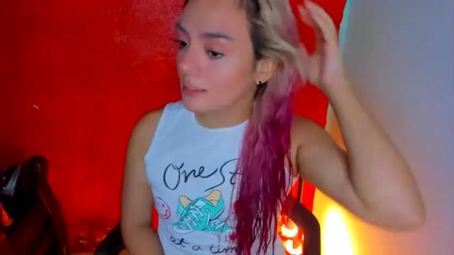 Image 7 of natalia_33 Stream on Chaturbate on 15 months ago