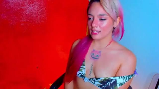 Image 6 of natalia_33 Stream on Chaturbate on 15 months ago