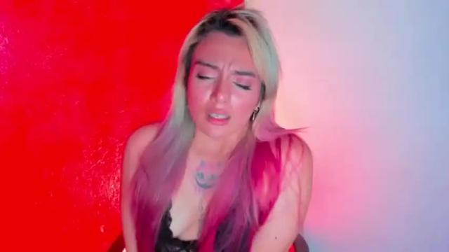Image 7 of natalia_33 Stream on Chaturbate on 14 months ago