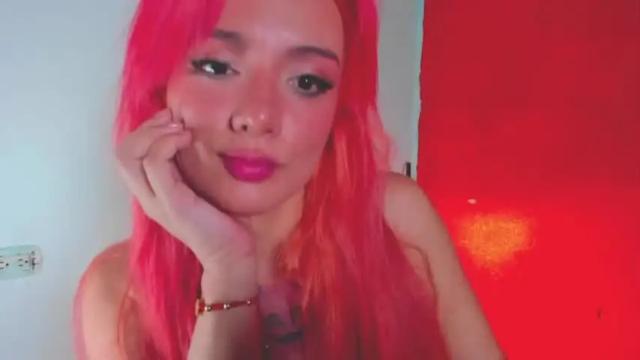 Image 7 of natalia_33 Stream on Chaturbate on 14 months ago