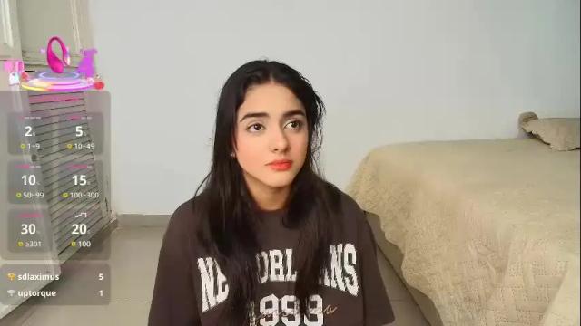 Image 3 of natalia_aguirre Stream on Chaturbate on 9 days ago