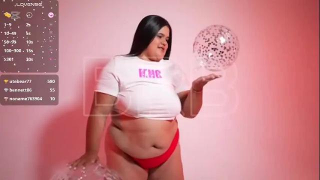 Image 10 of natalia_curvy1 Stream on Chaturbate on 9 days ago