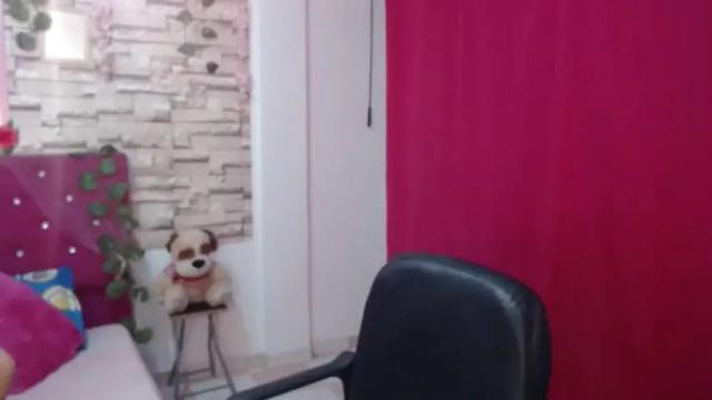 Image 12 of natalia_isabel Stream on Chaturbate on 13 months ago