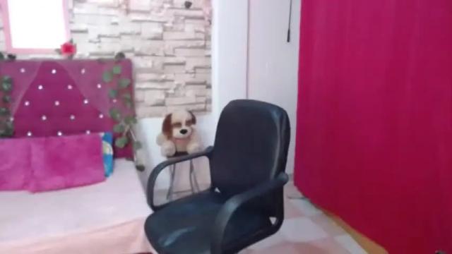 Image 12 of natalia_isabel Stream on Chaturbate on 15 months ago