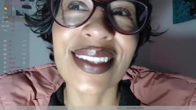 Image 3 of natalia_nylon Stream on Chaturbate on 16 months ago