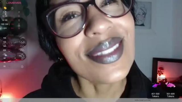 Image 3 of natalia_nylon Stream on Chaturbate on 16 months ago