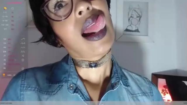 Image 6 of natalia_nylon Stream on Chaturbate on 16 months ago