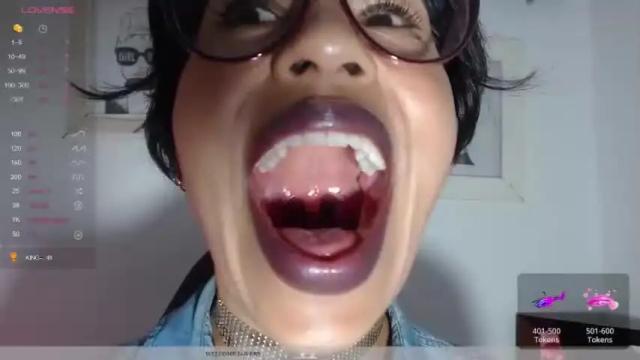 Image 8 of natalia_nylon Stream on Chaturbate on 16 months ago
