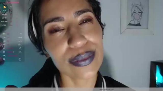Image 7 of natalia_nylon Stream on Chaturbate on 16 months ago
