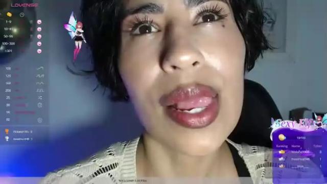 Image 6 of natalia_nylon Stream on Chaturbate on 15 months ago