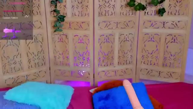 Image 7 of nataliaaristisabal Stream on Chaturbate on 19 months ago