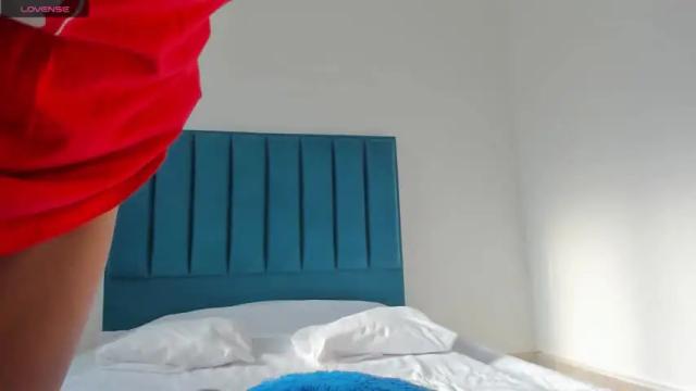 Image 7 of nataliaaristisabal Stream on Chaturbate on 18 months ago