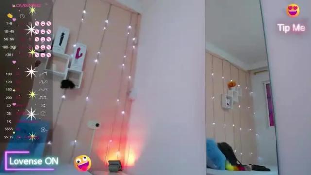 Image 7 of nataliaeyesgreen1 Stream on Chaturbate on 17 months ago
