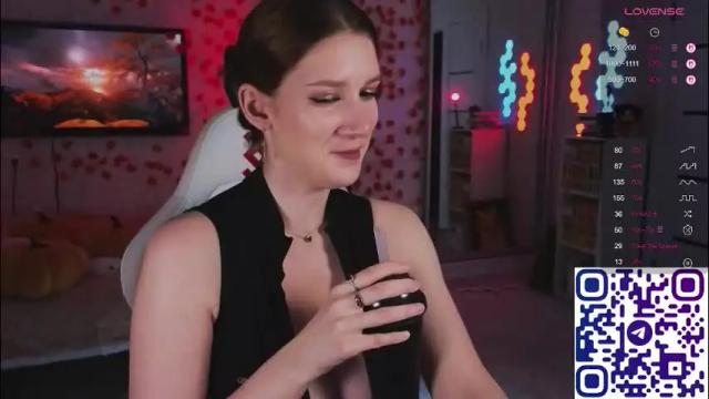 Image 12 of nataliagonharova Stream on Chaturbate on 27 days ago