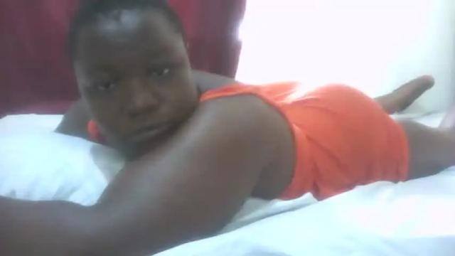 Image 6 of natalie_12 Stream on Chaturbate on 19 months ago