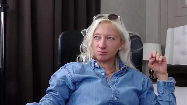 Thumbnail 3, natalie_bitton's Stream at Chaturbate, 2 months ago