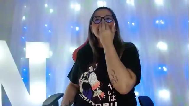 Image 7 of natalie_collins12 Stream on Chaturbate on 28 days ago