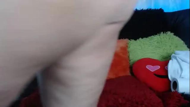 Image 7 of natalie_collins12 Stream on Chaturbate on 18 days ago