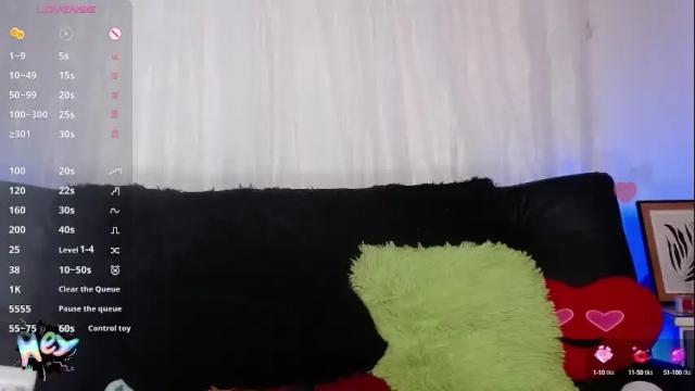 Image 4 of natalie_collins12 Stream on Chaturbate on 14 days ago