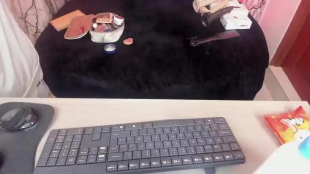 Image 4 of natalie_moree Stream on Chaturbate on 13 months ago