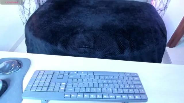 Thumbnail 1, natalie_moree's Stream at Chaturbate, 13 months ago