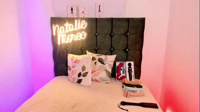 Image 4 of natalie_moree Stream on Chaturbate on 1 month ago