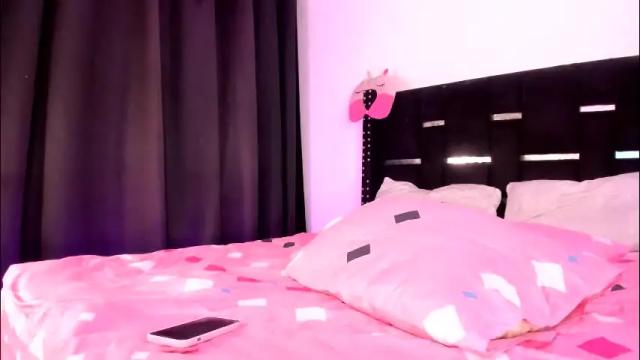 Image 12 of natalie_paris Stream on Chaturbate on 1 month ago
