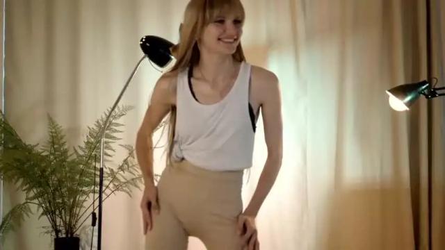 Image 11 of nataliebarrett Stream on Chaturbate on 18 months ago
