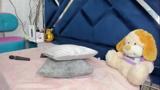 Image 10 of natalieevansx Stream on Chaturbate on 1 month ago