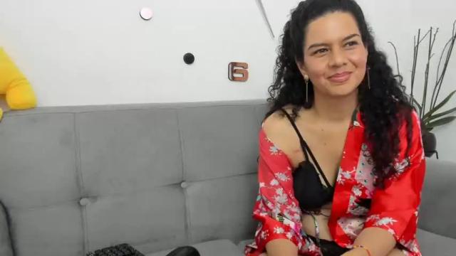 Image 12 of nataliemegan Stream on Chaturbate on 20 months ago