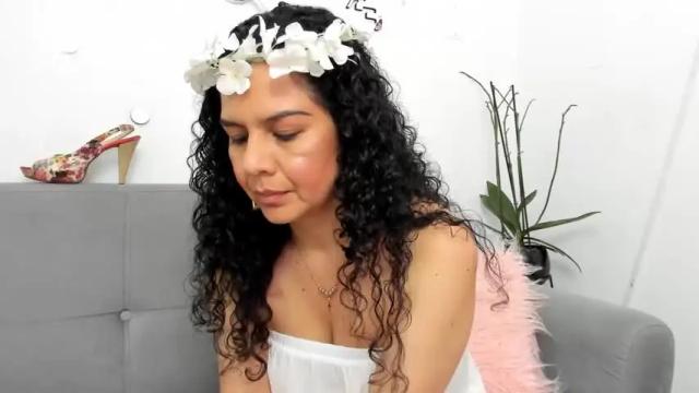 Image 10 of nataliemegan Stream on Chaturbate on 20 months ago