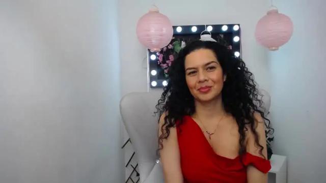Image 2 of nataliemegan Stream on Chaturbate on 19 months ago