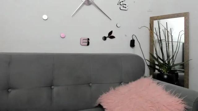 Image 10 of nataliemegan Stream on Chaturbate on 19 months ago