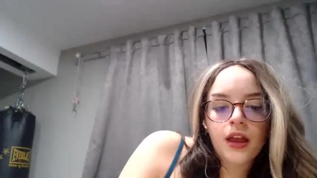 Thumbnail 3, nataliesenpaii's Stream at Chaturbate, 17 months ago